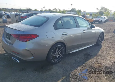 2023 Mercedes-Benz C 300 4Matic z USA, uszkodzony, nr VIN W1KAF4HB1PR103116